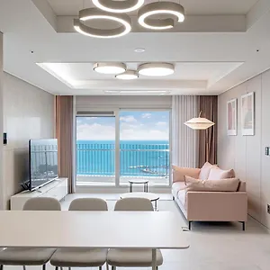  Apartment Le Collective Gijang South Korea